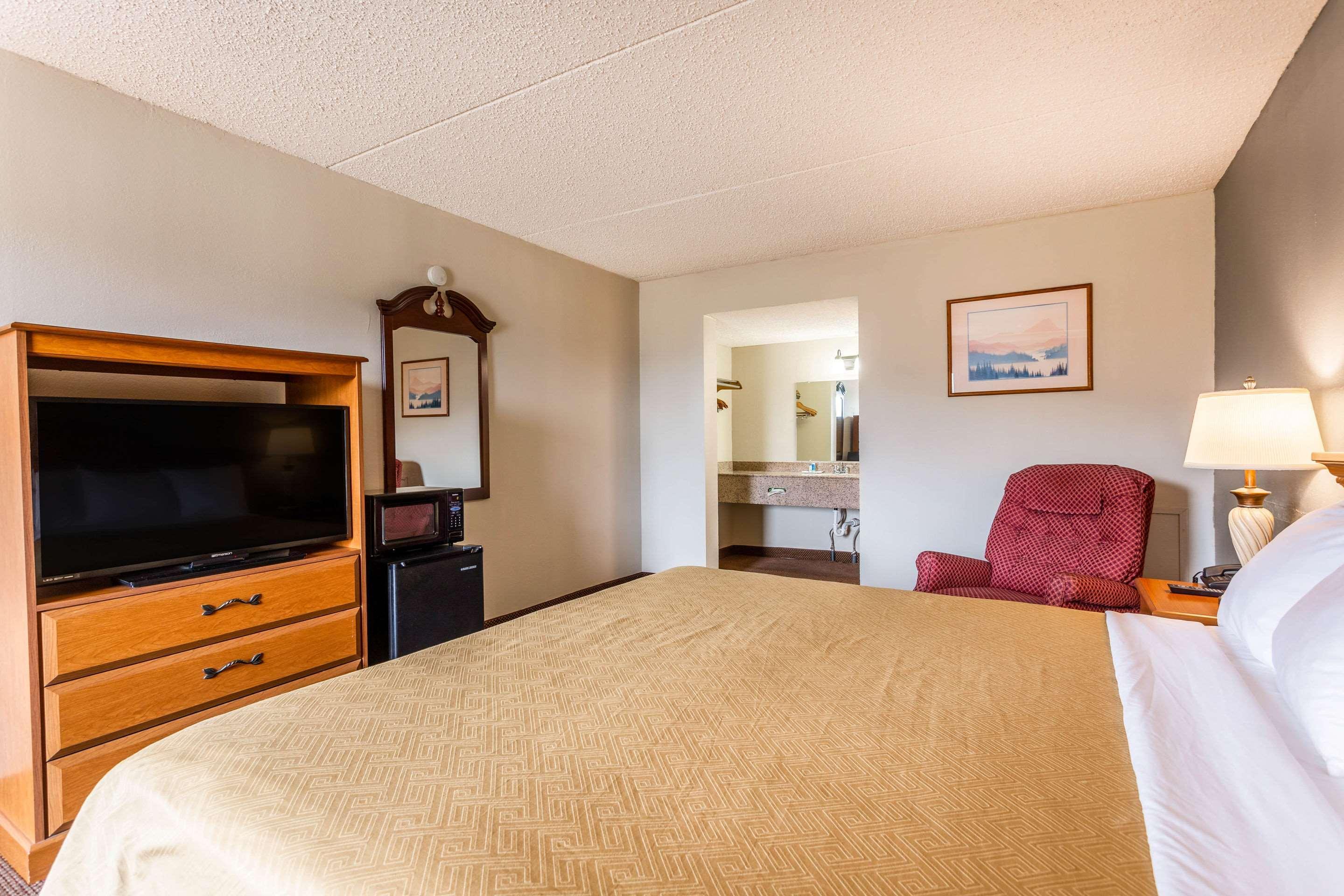 Rodeway Inn Renfro Valley Mount Vernon Exterior foto
