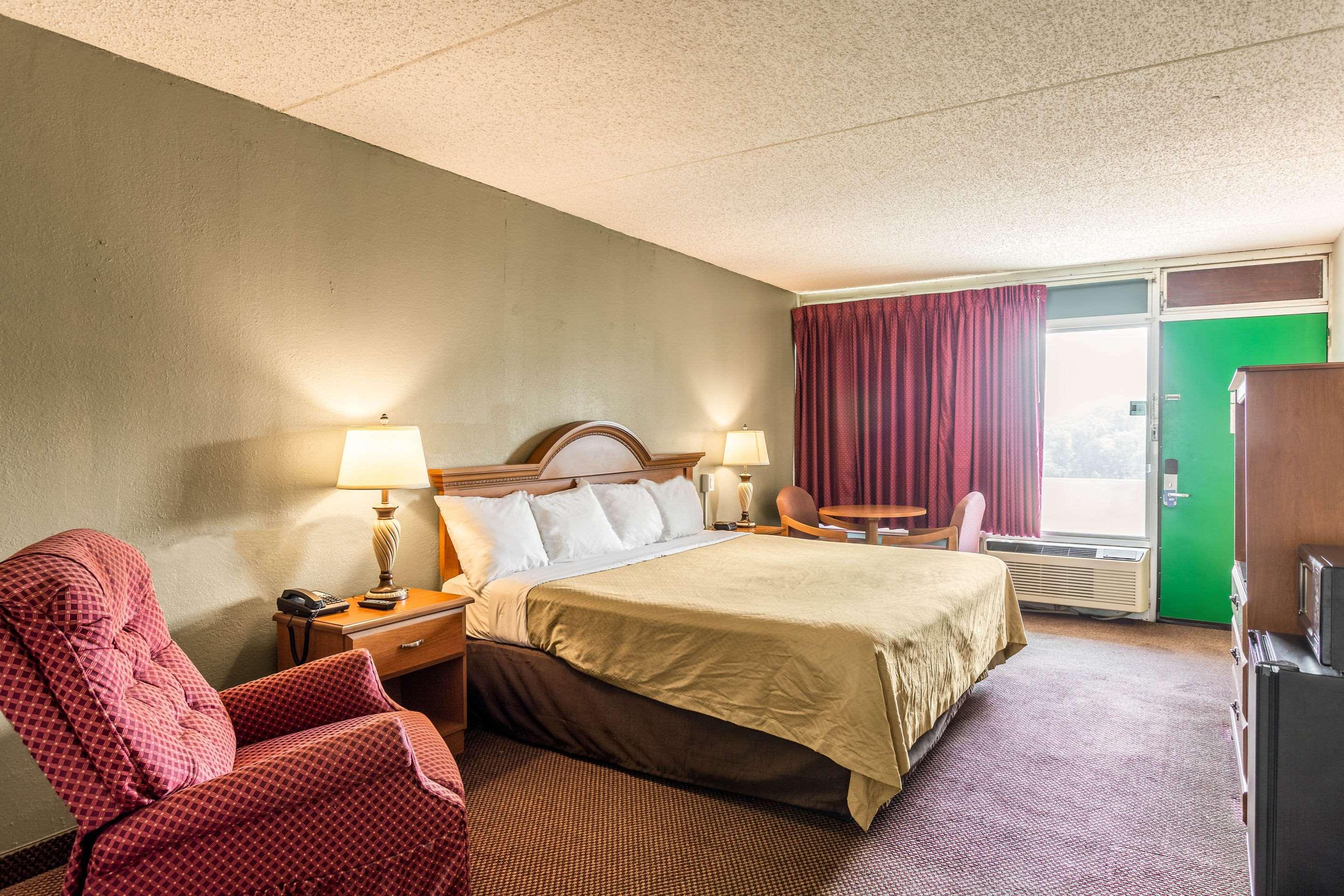 Rodeway Inn Renfro Valley Mount Vernon Exterior foto